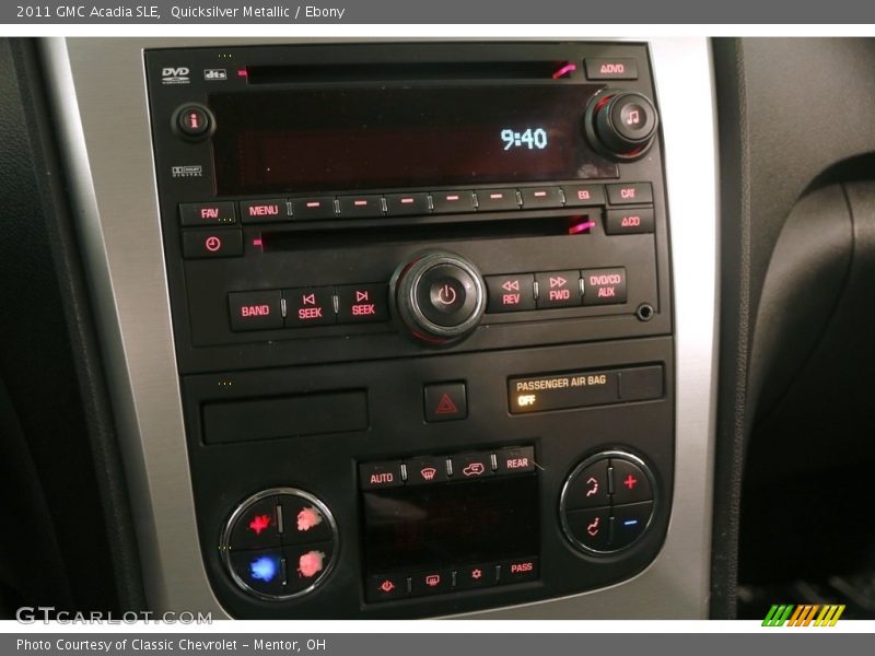 Quicksilver Metallic / Ebony 2011 GMC Acadia SLE