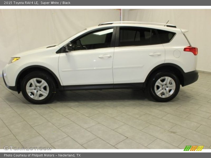 Super White / Black 2015 Toyota RAV4 LE