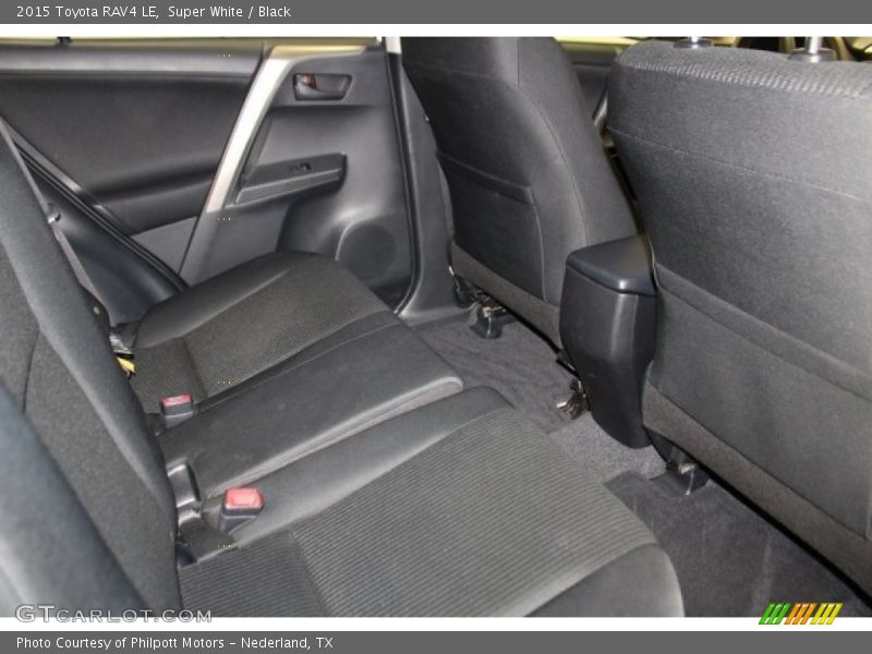 Super White / Black 2015 Toyota RAV4 LE