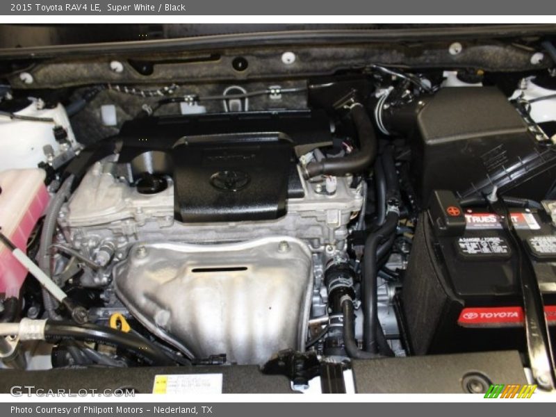Super White / Black 2015 Toyota RAV4 LE