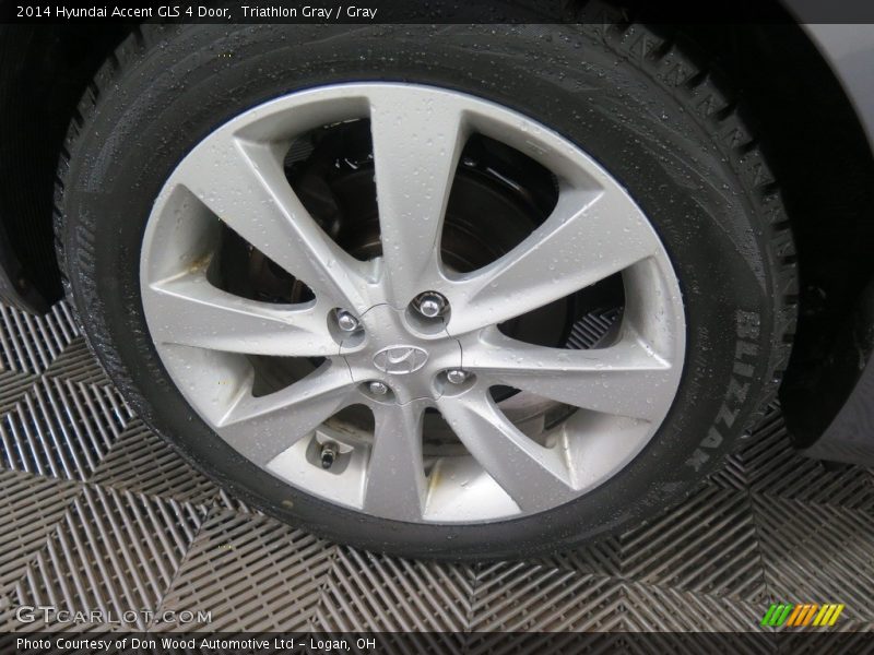 Triathlon Gray / Gray 2014 Hyundai Accent GLS 4 Door