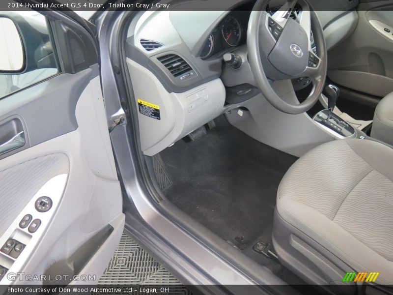 Triathlon Gray / Gray 2014 Hyundai Accent GLS 4 Door