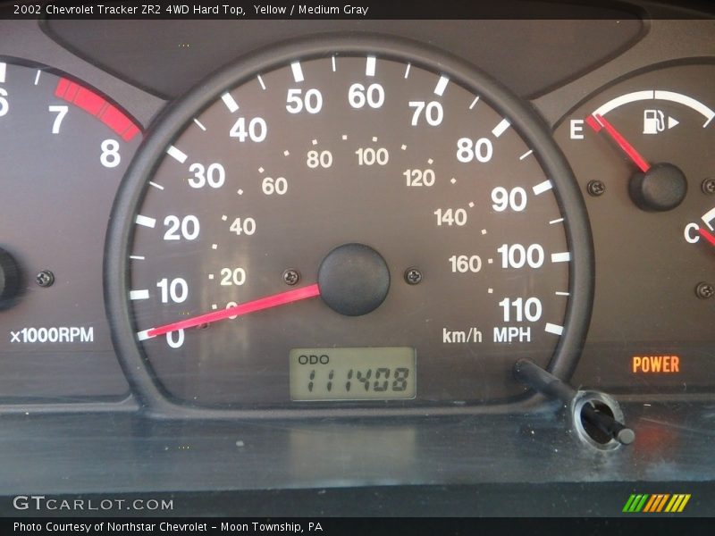 Yellow / Medium Gray 2002 Chevrolet Tracker ZR2 4WD Hard Top