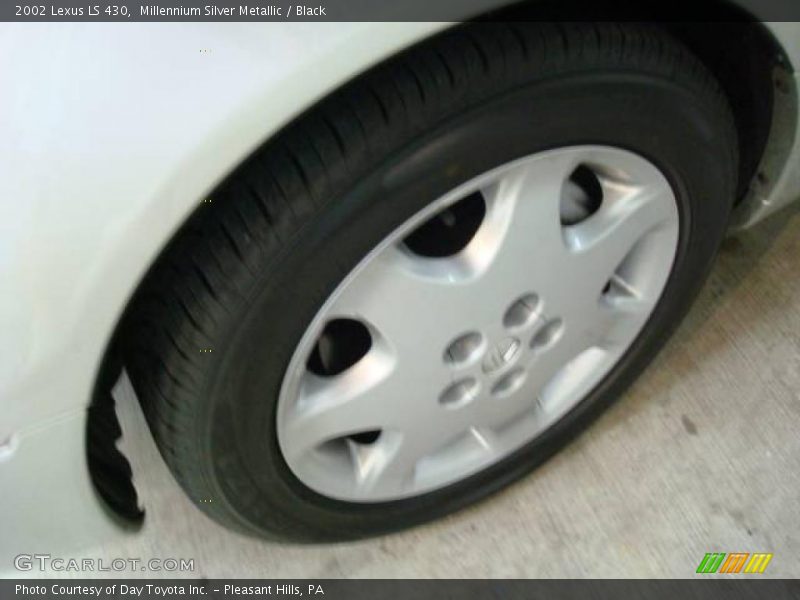 Millennium Silver Metallic / Black 2002 Lexus LS 430