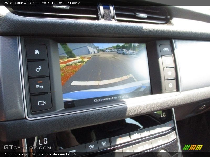 Fuji White / Ebony 2018 Jaguar XF R-Sport AWD