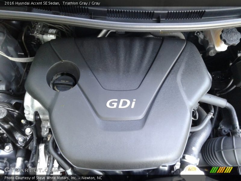 Triathlon Gray / Gray 2016 Hyundai Accent SE Sedan