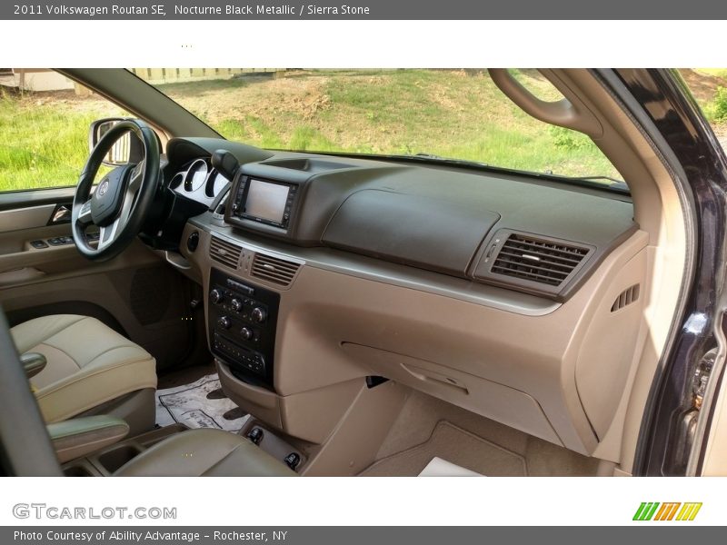 Nocturne Black Metallic / Sierra Stone 2011 Volkswagen Routan SE