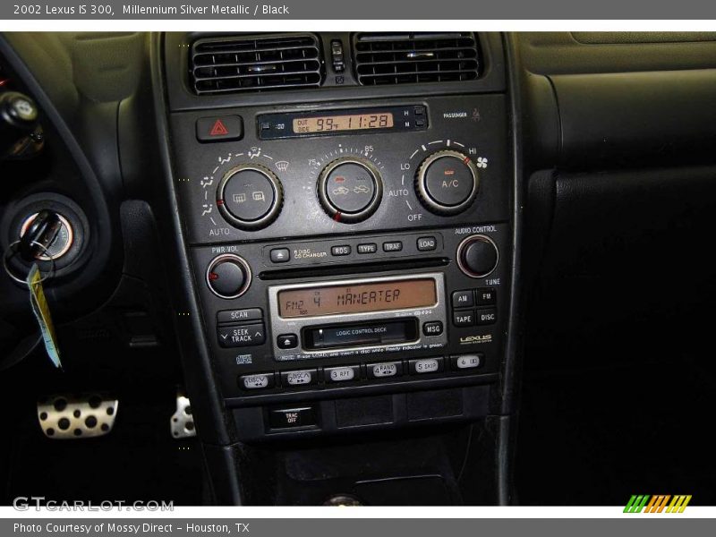 Millennium Silver Metallic / Black 2002 Lexus IS 300
