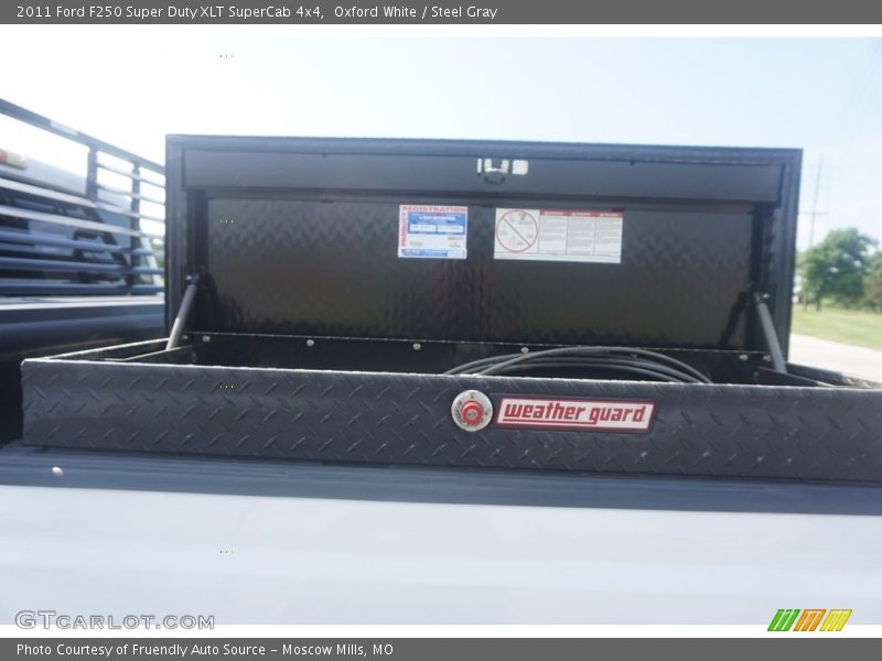 Oxford White / Steel Gray 2011 Ford F250 Super Duty XLT SuperCab 4x4