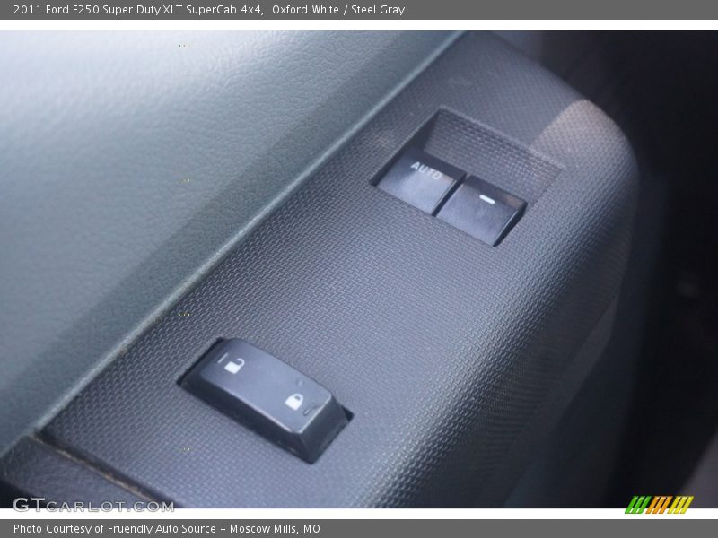Oxford White / Steel Gray 2011 Ford F250 Super Duty XLT SuperCab 4x4