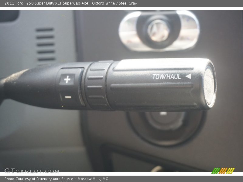 Oxford White / Steel Gray 2011 Ford F250 Super Duty XLT SuperCab 4x4