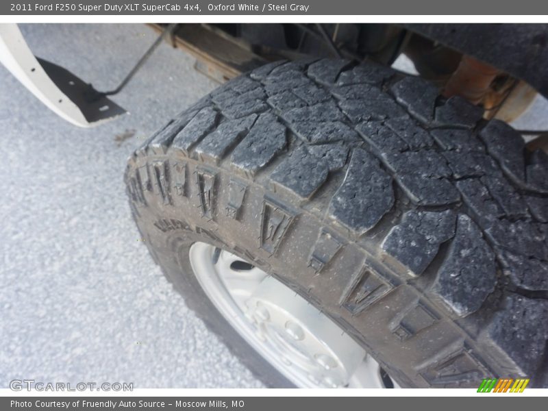 Oxford White / Steel Gray 2011 Ford F250 Super Duty XLT SuperCab 4x4