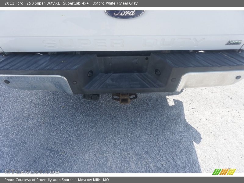 Oxford White / Steel Gray 2011 Ford F250 Super Duty XLT SuperCab 4x4