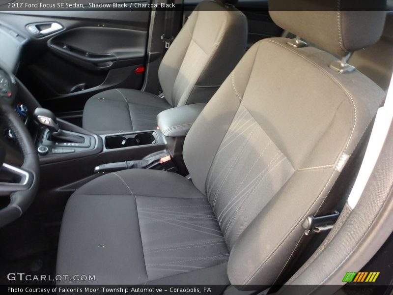 Shadow Black / Charcoal Black 2017 Ford Focus SE Sedan