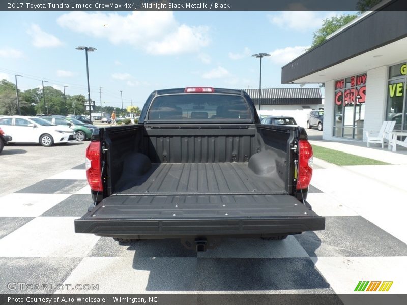 Midnight Black Metallic / Black 2017 Toyota Tundra Limited CrewMax 4x4