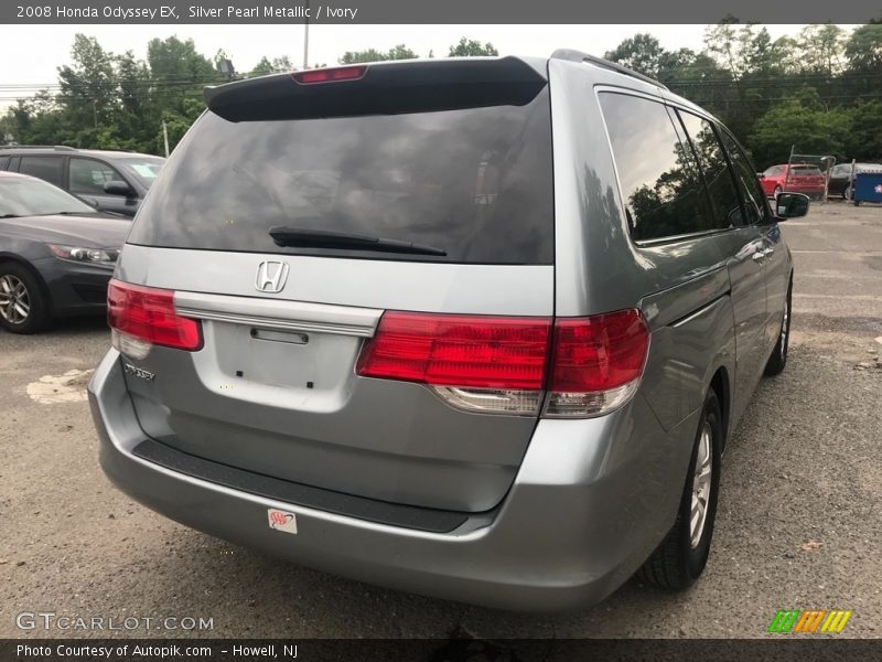 Silver Pearl Metallic / Ivory 2008 Honda Odyssey EX