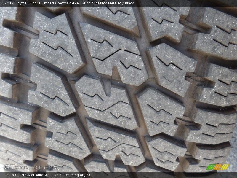 Midnight Black Metallic / Black 2017 Toyota Tundra Limited CrewMax 4x4