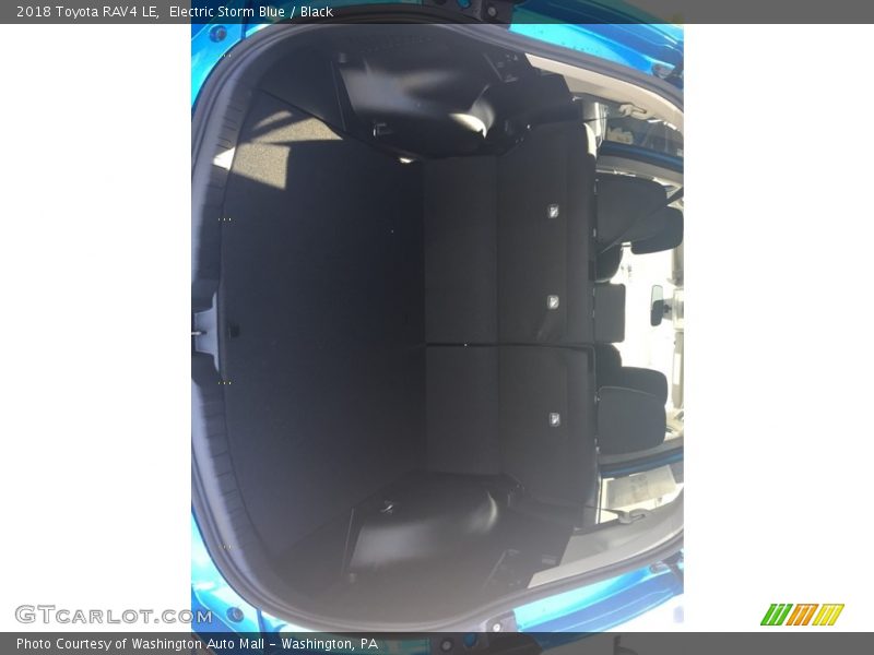 Electric Storm Blue / Black 2018 Toyota RAV4 LE