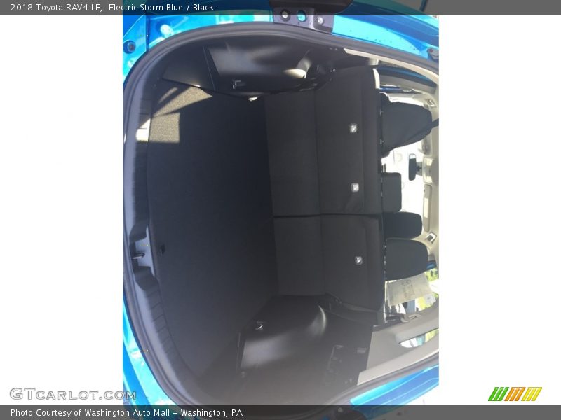 Electric Storm Blue / Black 2018 Toyota RAV4 LE