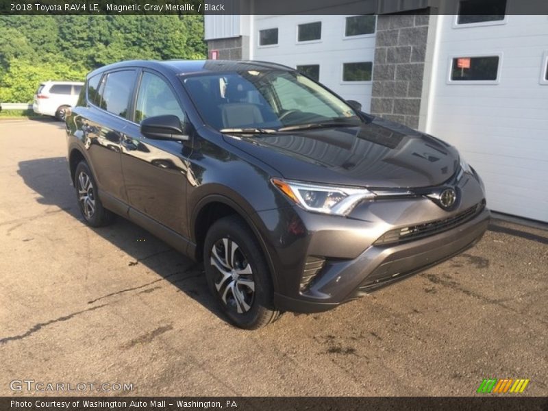 Magnetic Gray Metallic / Black 2018 Toyota RAV4 LE