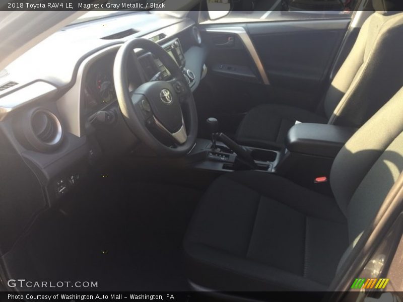 Magnetic Gray Metallic / Black 2018 Toyota RAV4 LE
