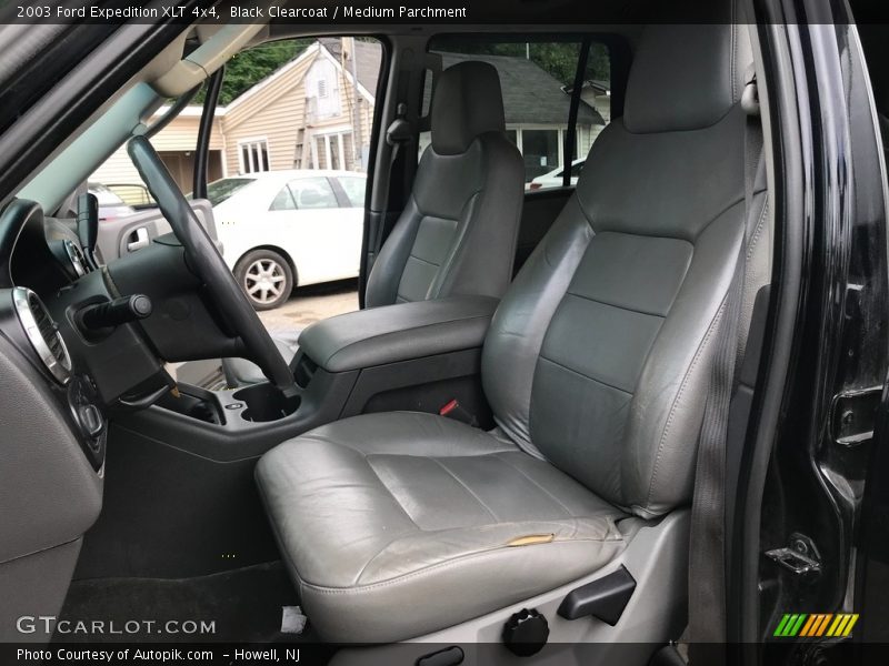 Black Clearcoat / Medium Parchment 2003 Ford Expedition XLT 4x4