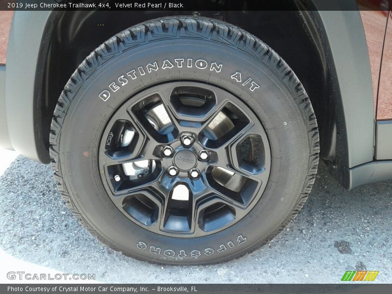 Velvet Red Pearl / Black 2019 Jeep Cherokee Trailhawk 4x4