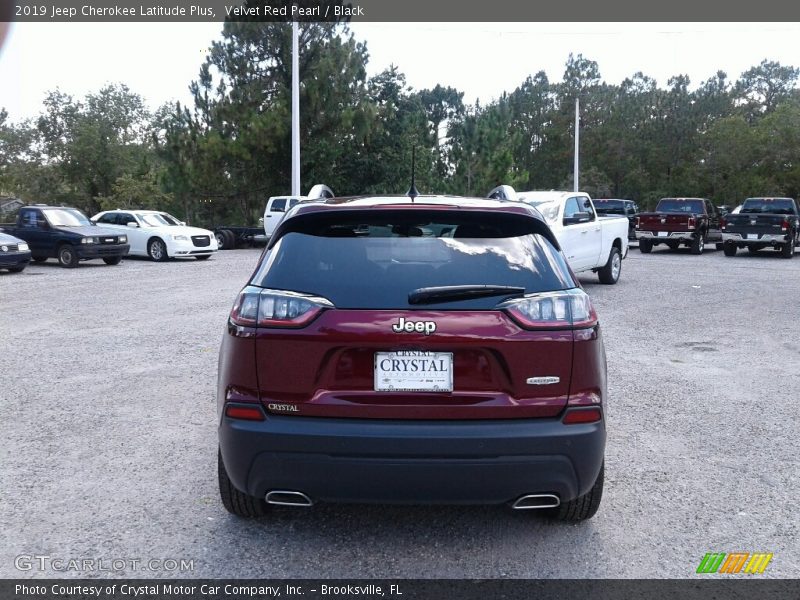 Velvet Red Pearl / Black 2019 Jeep Cherokee Latitude Plus