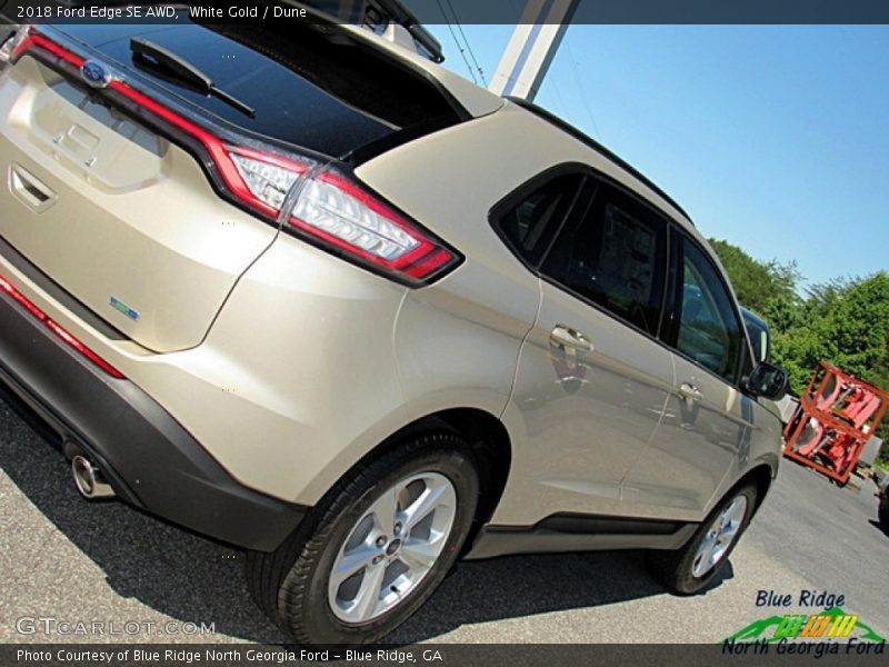 White Gold / Dune 2018 Ford Edge SE AWD