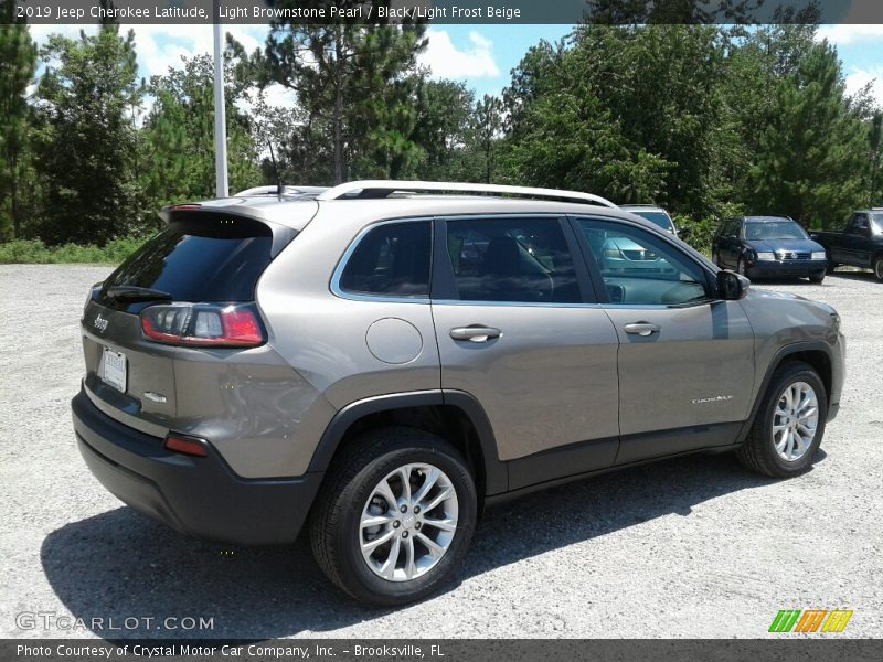 Light Brownstone Pearl / Black/Light Frost Beige 2019 Jeep Cherokee Latitude