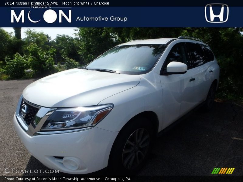 Moonlight White / Charcoal 2014 Nissan Pathfinder S AWD