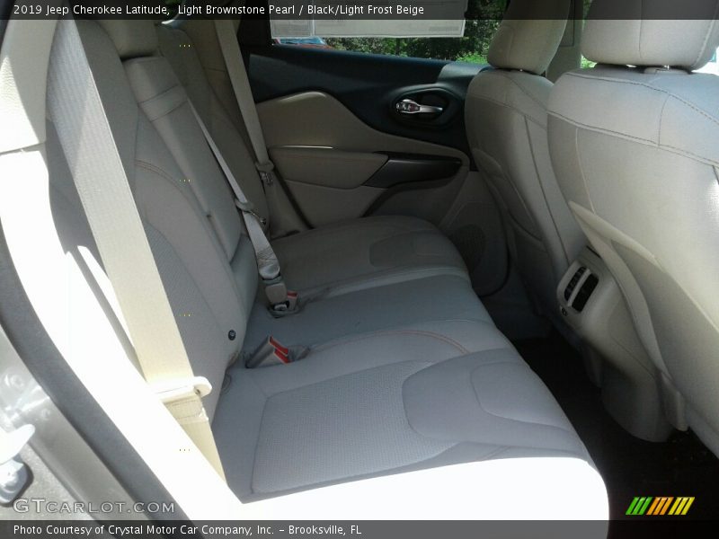 Light Brownstone Pearl / Black/Light Frost Beige 2019 Jeep Cherokee Latitude