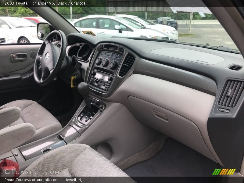 Black / Charcoal 2003 Toyota Highlander V6