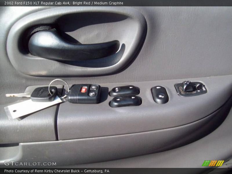 Bright Red / Medium Graphite 2002 Ford F150 XLT Regular Cab 4x4