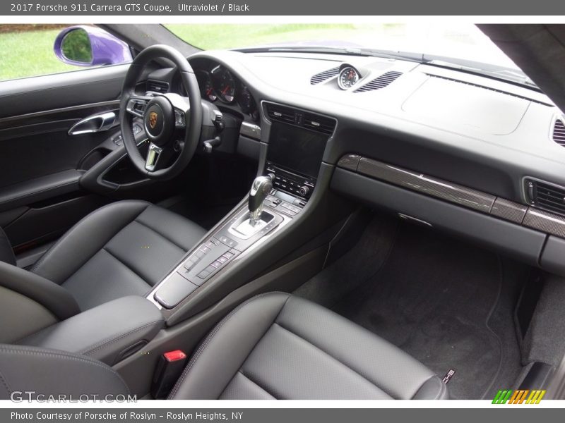 Dashboard of 2017 911 Carrera GTS Coupe