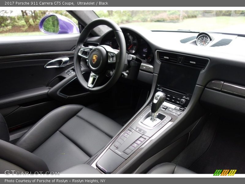 Ultraviolet / Black 2017 Porsche 911 Carrera GTS Coupe
