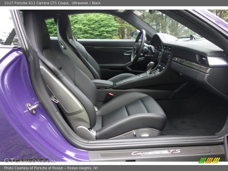 Ultraviolet / Black 2017 Porsche 911 Carrera GTS Coupe