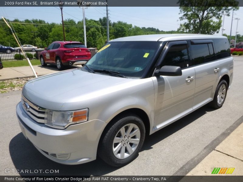 Brilliant Silver Metallic / Charcoal Black 2009 Ford Flex SE