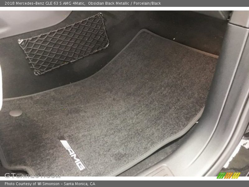 Obsidian Black Metallic / Porcelain/Black 2018 Mercedes-Benz GLE 63 S AMG 4Matic