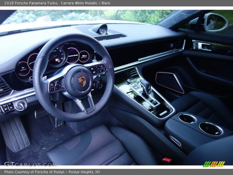 Dashboard of 2018 Panamera Turbo