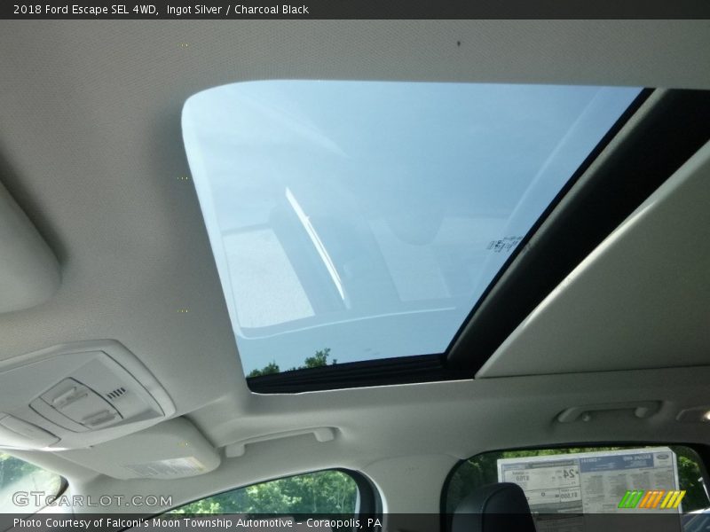 Ingot Silver / Charcoal Black 2018 Ford Escape SEL 4WD