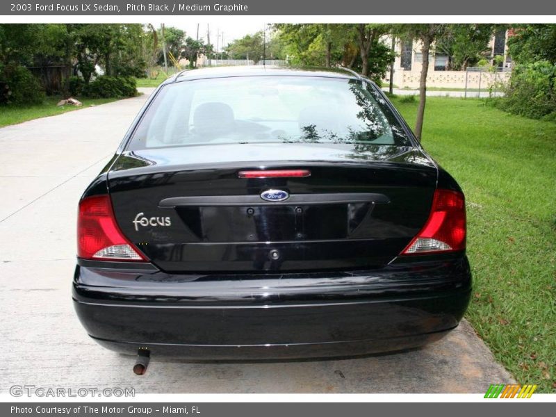 Pitch Black / Medium Graphite 2003 Ford Focus LX Sedan