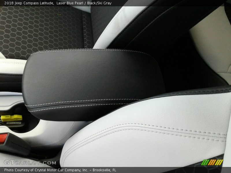 Laser Blue Pearl / Black/Ski Gray 2018 Jeep Compass Latitude