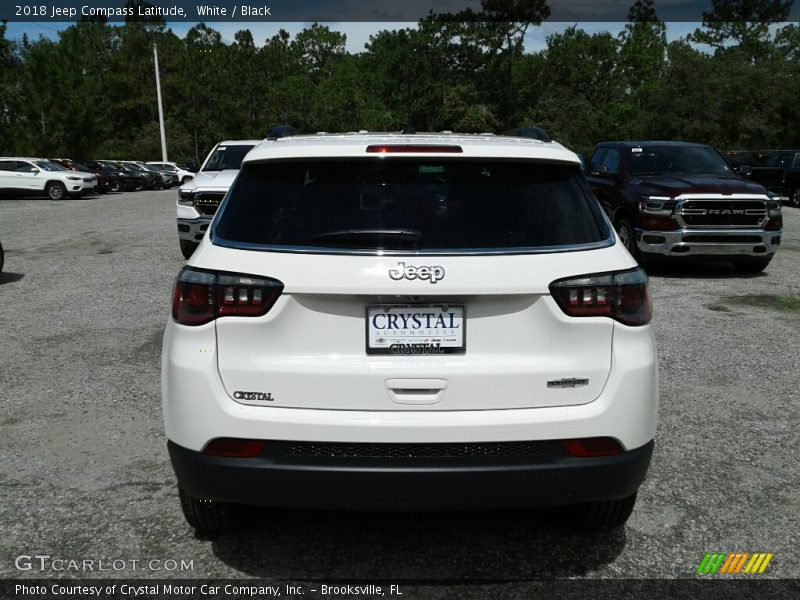 White / Black 2018 Jeep Compass Latitude
