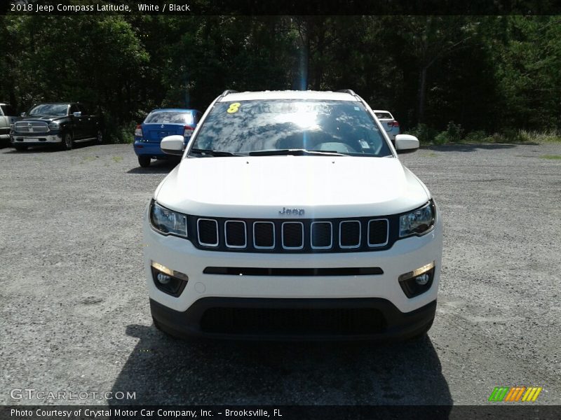 White / Black 2018 Jeep Compass Latitude