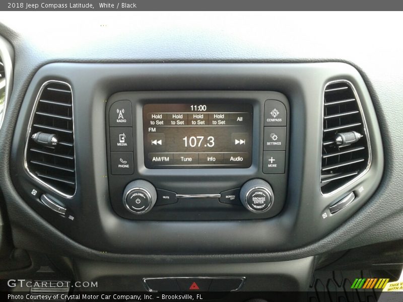 White / Black 2018 Jeep Compass Latitude