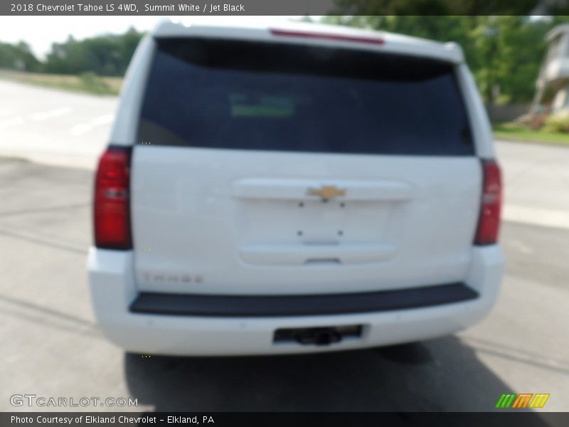 Summit White / Jet Black 2018 Chevrolet Tahoe LS 4WD