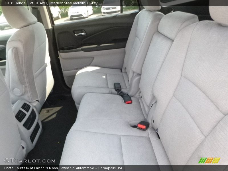 Modern Steel Metallic / Gray 2018 Honda Pilot LX AWD
