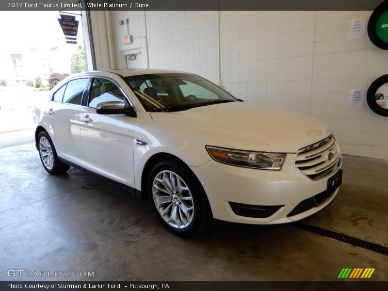 White Platinum / Dune 2017 Ford Taurus Limited