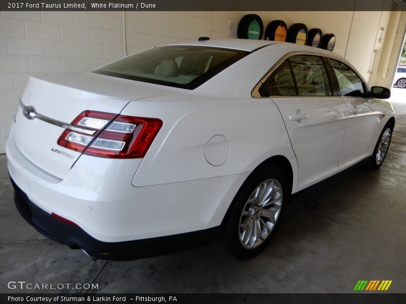 White Platinum / Dune 2017 Ford Taurus Limited